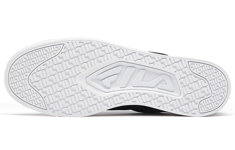 Shop Sneakers FILA Classic Kicks Rendah Hitam F12M024401FBK