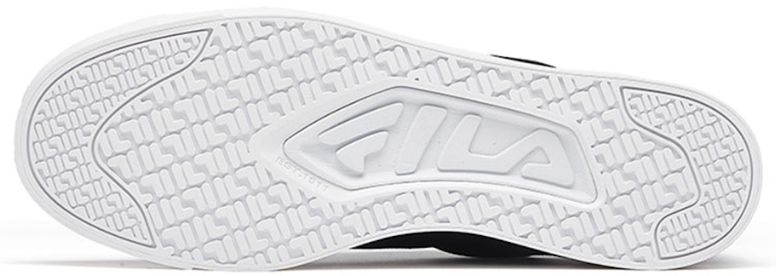FILA Classic Kicks Low-tops Sneakers Black F12M024401FBK Shop FILA Classic Kicks Low-tops Sneakers Black F12M024401FBK