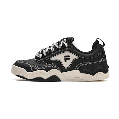 FILA Classic Kicks Versatile CMFT Sneakers 'Black'