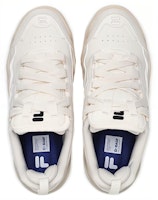 휠라 클래식 킥스 화이트 (편안함) T12M342305AGD Lookbook 휠라 클래식 킥스 화이트 (편안함) T12M342305AGD