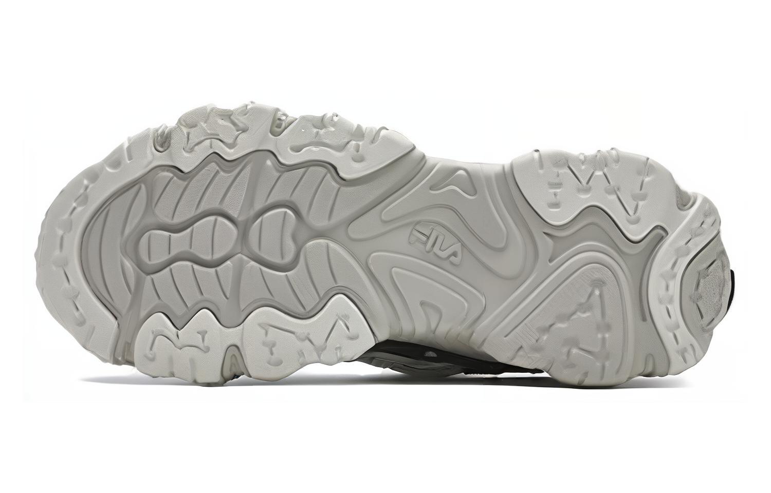 Shop FILA 舒适百搭低帮鞋‘白灰’ F12M422103FSV