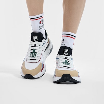 FILA 核心先驱 '米色' F12M423109FBB Sizing FILA 核心先驱 '米色' F12M423109FBB