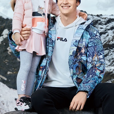 FILA Coron Horn Full-Print Loose Lightweight Down Jacket Winter Men Blue F11M048912F-LB Details for FILA Coron Horn Full-Print Loose Lightweight Down Jacket Winter Men Blue F11M048912F-LB