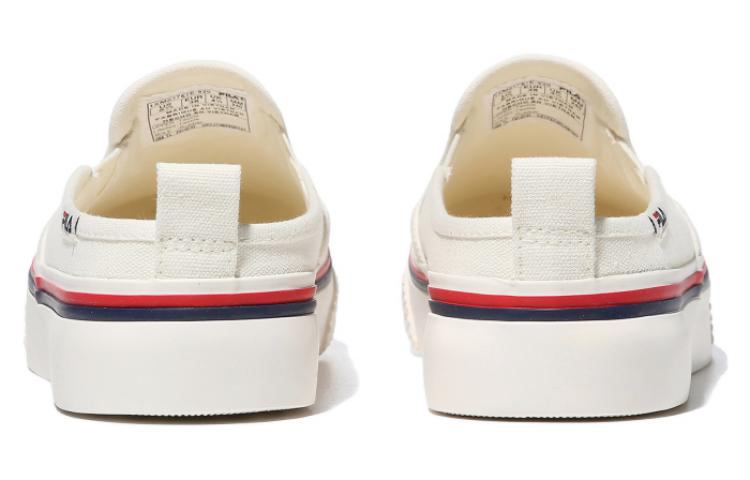 FILA Unisex Low-Top Sneakers Black/White/Red 圖 4