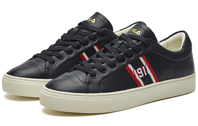 Lookbook FILA Court Low ''Zwart'' F12M134350FBK