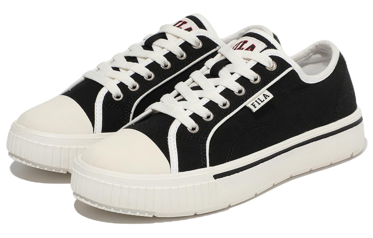Lookbook FILA Courtlight ''Schwarz Weiß'' 1TM01781F_001