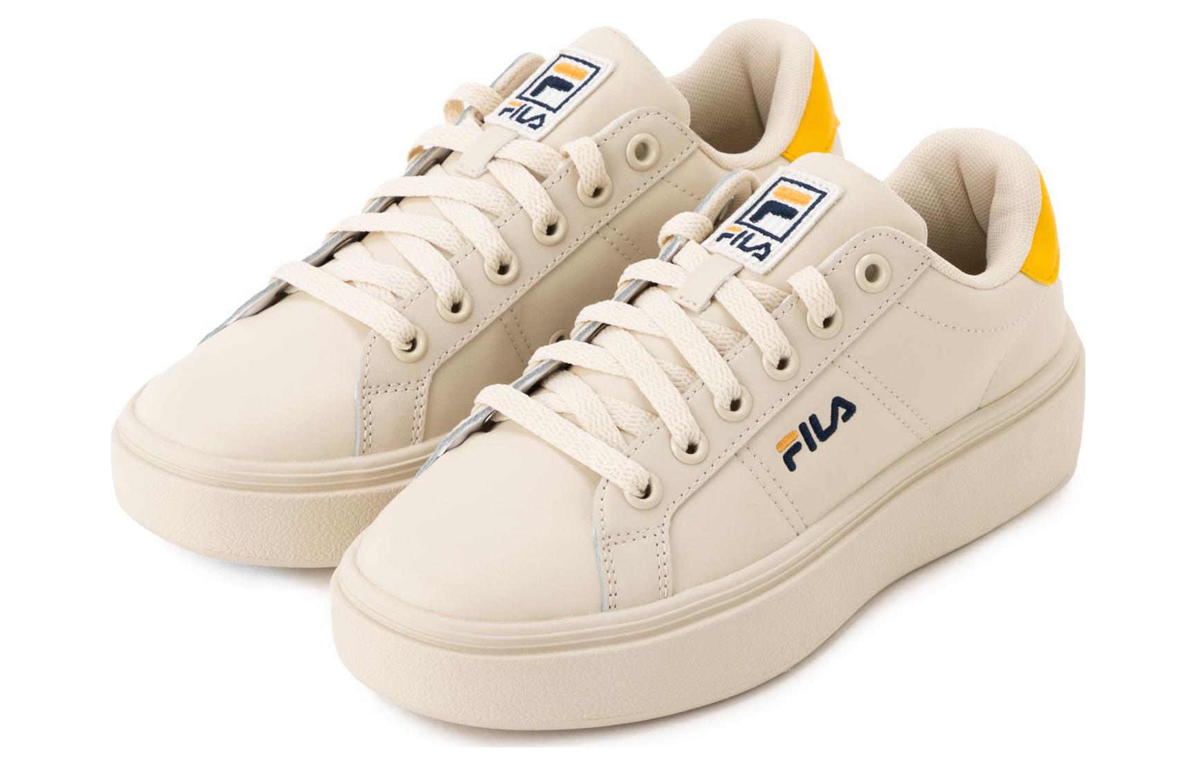 Lookbook FILA Courtlight Plumpy ''Beige'' Sneaker Beige Damen/Herren 504988436-01A