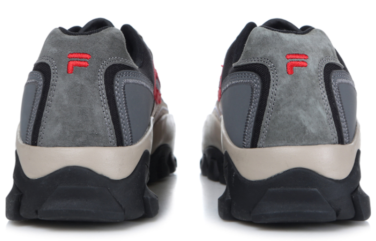 Lookbook FILA Cross Training VNTG Chunky Sneakers Bruin/Zwart 1JM00796_073