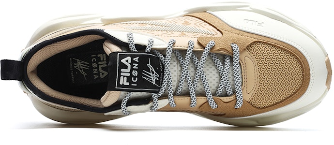 FILA斐乐 防滑耐磨 老爹鞋 男款 米黃色 Lookbook FILA斐乐 防滑耐磨 老爹鞋 男款 米黃色