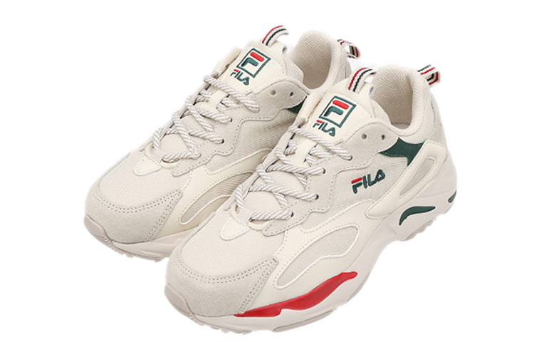 Lookbook FILA Baskets Dad Shoes ''Beige Rouge Édition Coréenne'' 1RMO1153_926