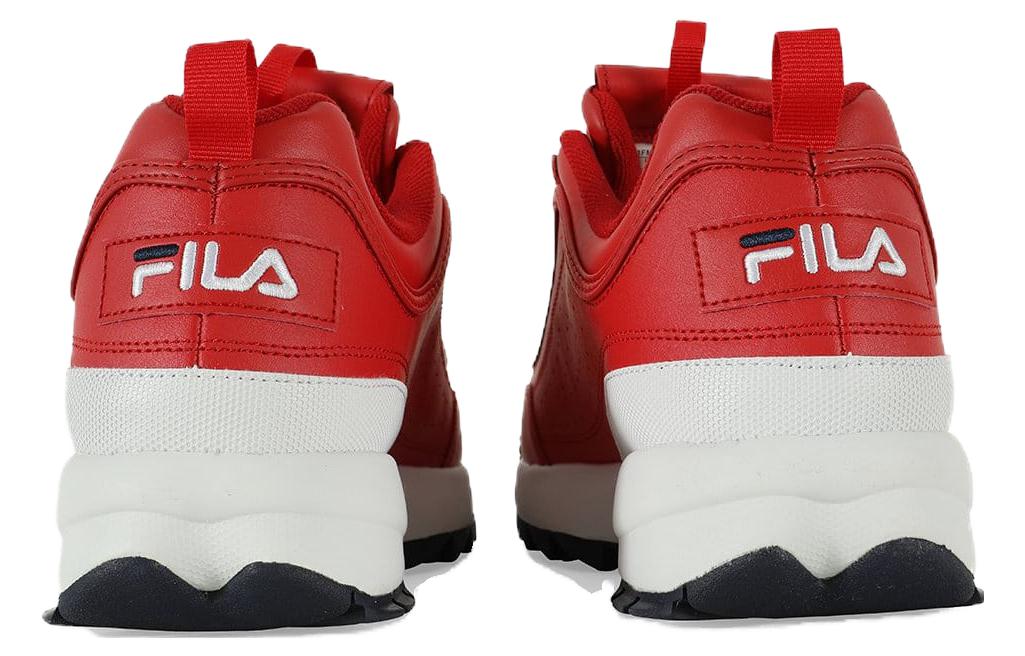 Shop FILA ディスラプター2 レッド (カジュアル) 1FM00139616