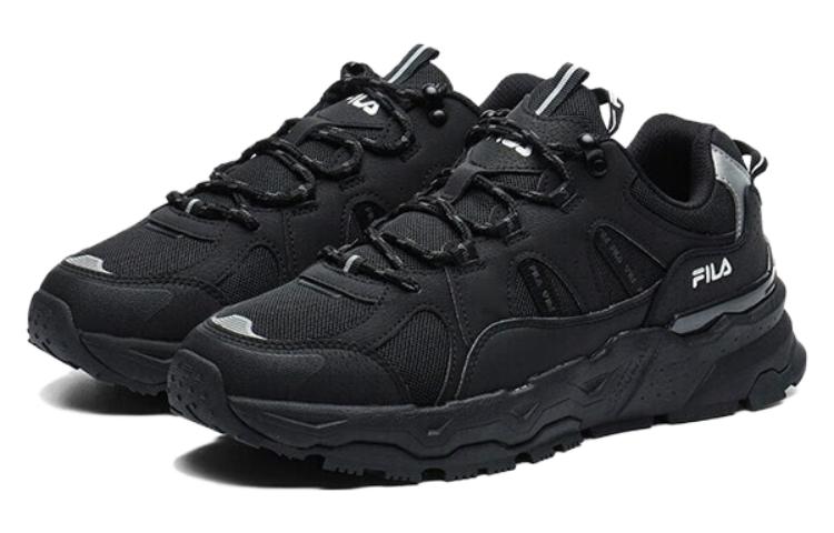 Lookbook FILA Disruptor Low 'Hitam' Retro Sneakers F12M134155FBK