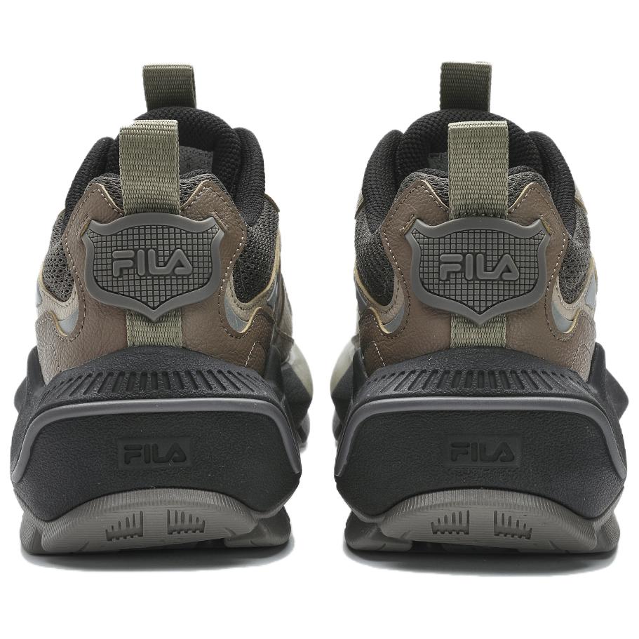 Shop FILA ディスラプター LOW 茶/灰 (FILA Disruptor LOW Brown/Grey) F12M411103FFA