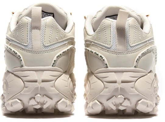 휠라 디스럽터 로우 '크림' (or 휠라 디스럽터 로우 '크림색') 1JM00797_142 Shop 휠라 디스럽터 로우 '크림' (or 휠라 디스럽터 로우 '크림색') 1JM00797_142