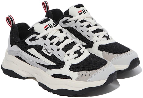 FILA Disruptor Low 'Putih' 1RM02258F_014 Lookbook FILA Disruptor Low 'Putih' 1RM02258F_014