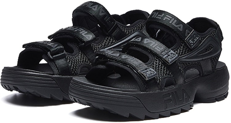 Sandal Olahraga FILA Disruptor Hitam F12M024506FBK Lookbook Sandal Olahraga FILA Disruptor Hitam F12M024506FBK
