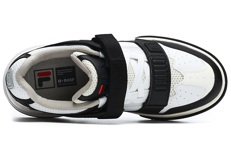 Lookbook FILA Doppio 'Putih Salju Hitam' F12M241206FWB