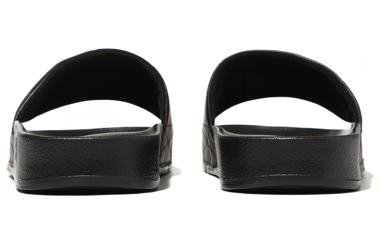 Shop FILA ドリフターラインズカジュアルスポーツスリッパユニセックス黒白韓国版 'ブラックホワイト' 1SM01942E_001 1SM01942E_001