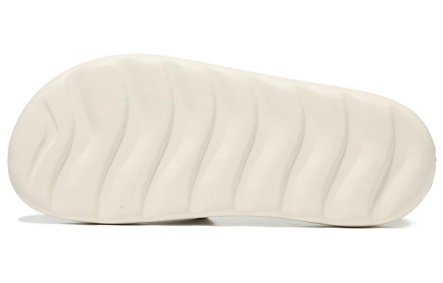 Purchase FILA Drifter Tube 'Blanco Crema Rojo' 1SM01943E_121