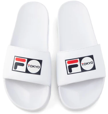 Sandal Putih FILA Drifter Uniseks F05220125 Lookbook Sandal Putih FILA Drifter Uniseks F05220125