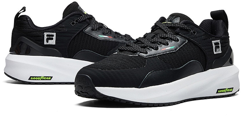 FILA Energy Runner 'Hitam' A12M012202FBK Shop FILA Energy Runner 'Hitam' A12M012202FBK