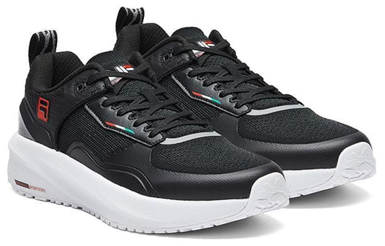 Shop FILA 斐乐 低筒 跑步鞋 男款 黑色