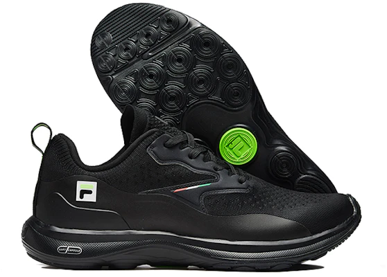 Fila 斐樂 場上跑步鞋 黑色 Shop Fila 斐樂 場上跑步鞋 黑色