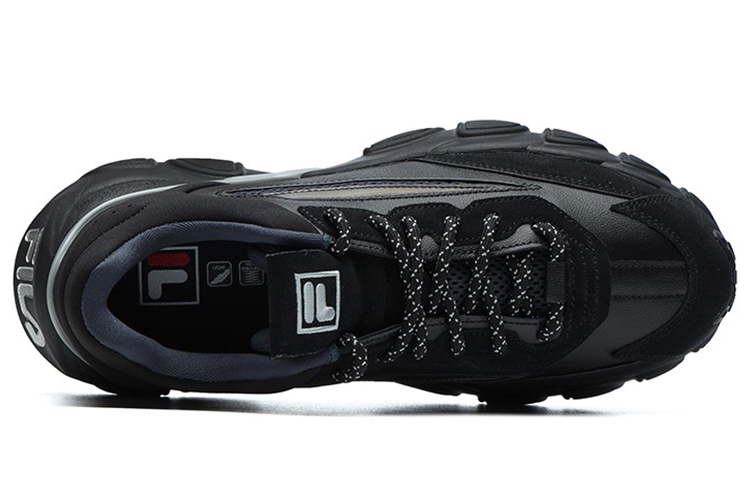 Shop Baskets mode FILA basses running ''Noir Gris'' F12M144120FBI