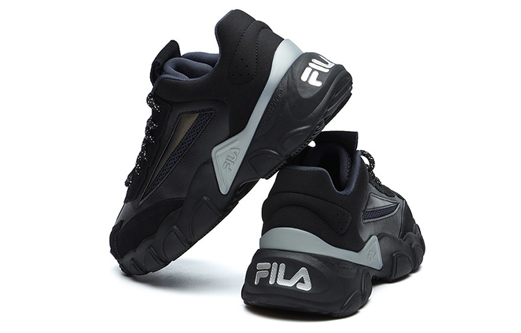 Purchase Baskets mode FILA basses running ''Noir Gris'' F12M144120FBI