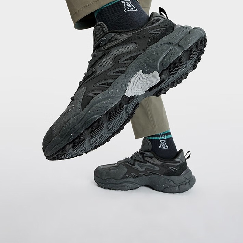 Sizing FILA斐樂 Fern 蕨草鞋 防滑耐磨 低筒 爸爸鞋 男款 灰黑