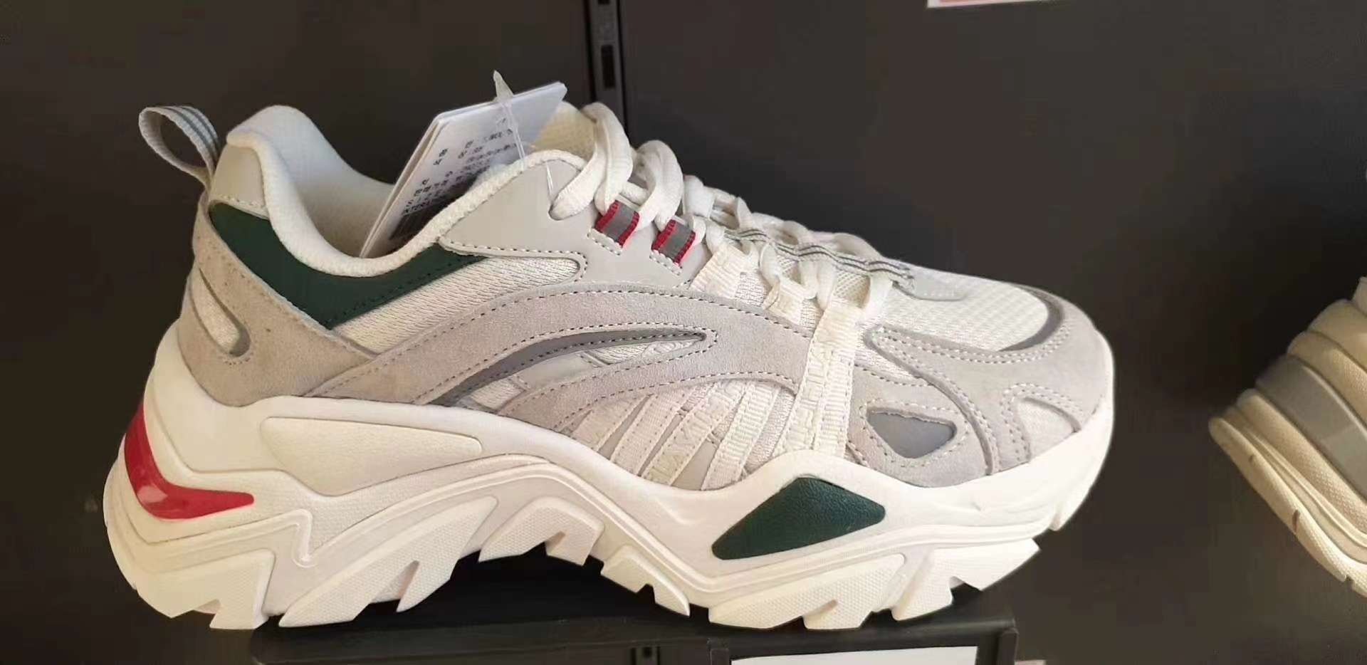 fila-fish-bone-x-nike-air-max-1-grey-white-1-jm-00790