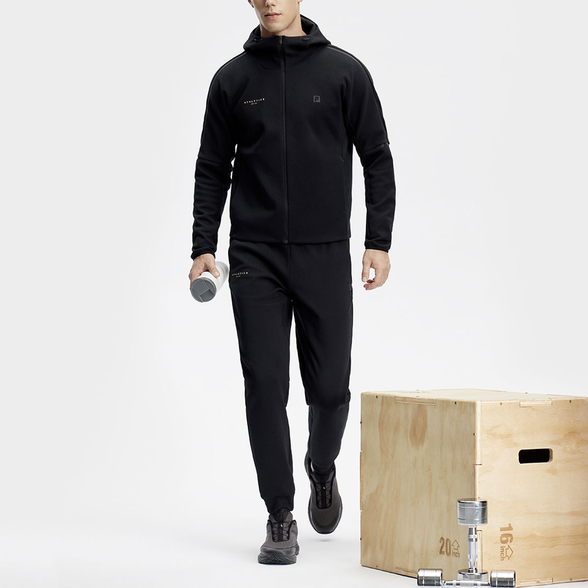 Sizing FILA 健身純黑針織連帽外套 A11M411506F-BK