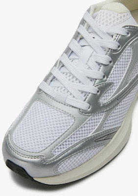 Fila Float E3 2.0 MS 綠色/綠色/白色 11001RM02822H320 Sizing Fila Float E3 2.0 MS 綠色/綠色/白色 11001RM02822H320