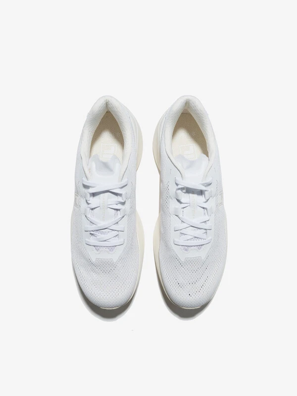 Shop 휠라 플로트 E7 4.0 베이지/베이지/베이지 11001RM02944H920