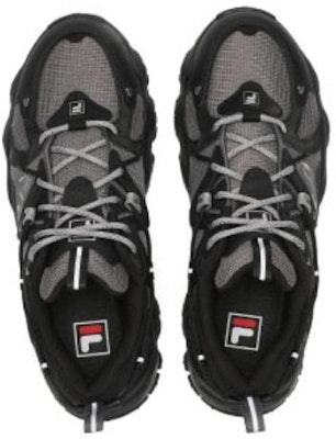 斐乐 Fluid 4 黑灰色运动鞋 F12M342107AQA Lookbook 斐乐 Fluid 4 黑灰色运动鞋 F12M342107AQA