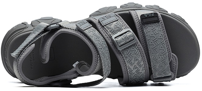 휠라 플루이드 샌들 '그레이' F12M226408FFG Lookbook 휠라 플루이드 샌들 '그레이' F12M226408FFG