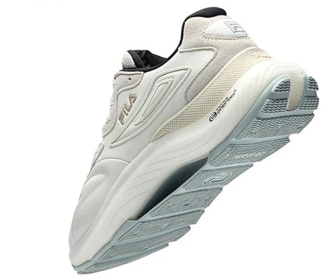 FILA Flusso 象征款运动鞋 F12M213113FCO Shop FILA Flusso 象征款运动鞋 F12M213113FCO