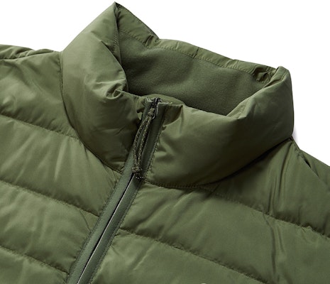 FILA Fusion 軍綠色連帽羽絨外套兩件式套裝 T11M441904FKK Shop FILA Fusion 軍綠色連帽羽絨外套兩件式套裝 T11M441904FKK