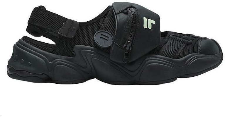Sandal Pantai Hitam FILA FUSION T12M421404FBK Order Sandal Pantai Hitam FILA FUSION T12M421404FBK
