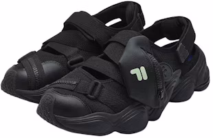 Shop FILA FUSION 斐樂潮牌 防滑耐磨透氣舒適休閒 沙灘涼鞋 男款 黑色