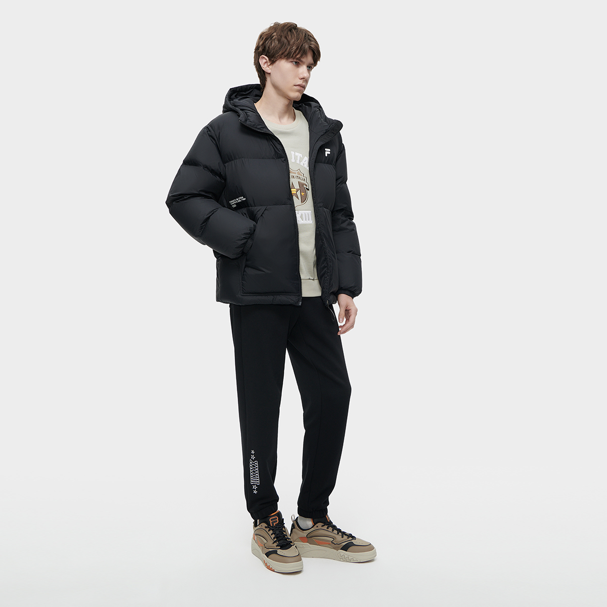 Shop FILA Fusion Jaket Hitam Down - Stylish, Hangat, Hoodie Fit Santai. T11M345909F-BK