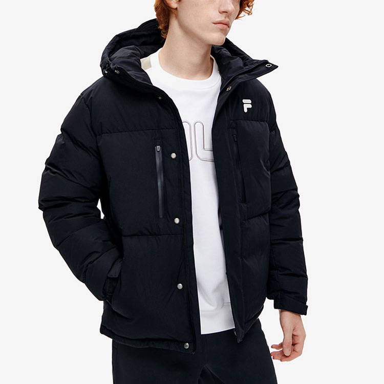 Shop FILA Fusion Jaket Musim Dingin Hitam Hoodie Fashion Santai Pria/Wanita. T11M241915FBK