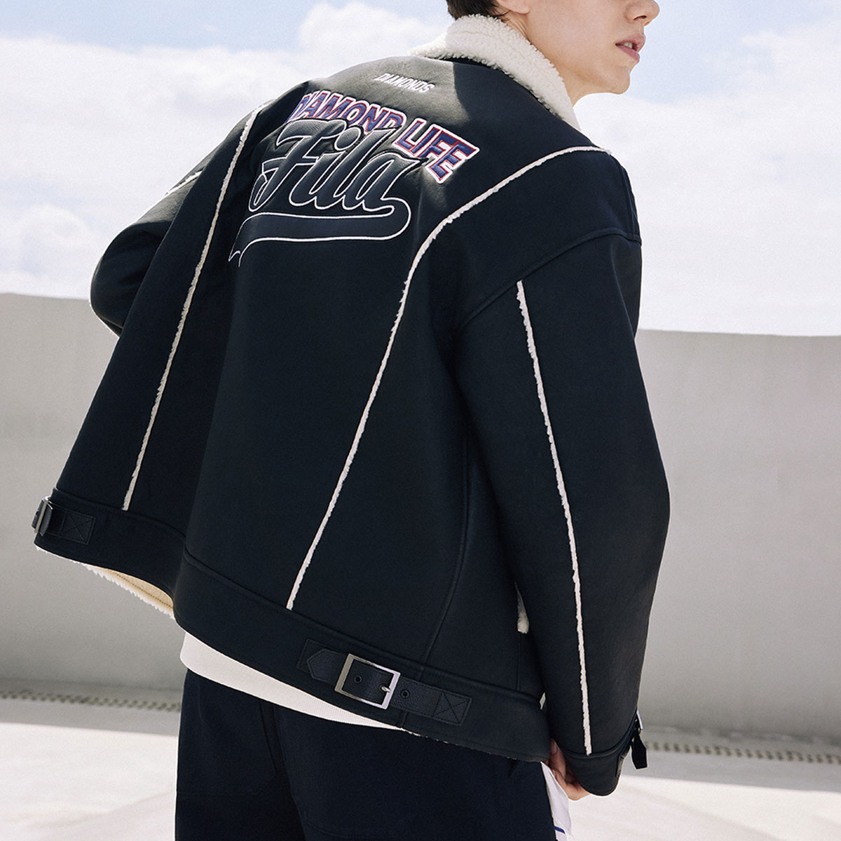 FILA FUSION  Black Logo Print Loose Fit Sports Jacket. T11M342702F-BK 圖 5