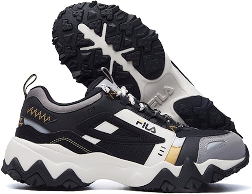 FILA FUSION 'Hitam Putih' T12M041102FBJ Details for FILA FUSION 'Hitam Putih' T12M041102FBJ