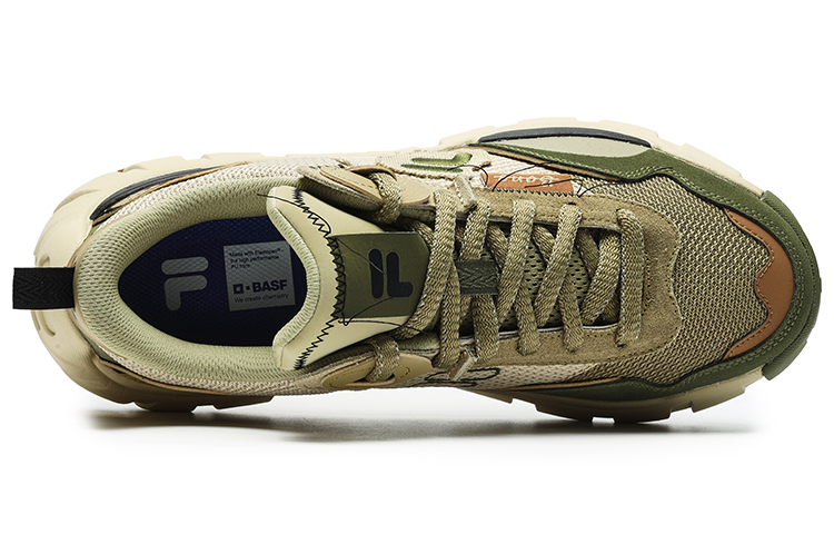 Lookbook FILA FUSION × N°21 BONEスニーカー オリーブグリーン T12M241203FPB