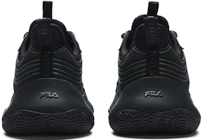 Shop FILA FUSION 斐樂潮牌 運動休閒鞋 男款 深黑