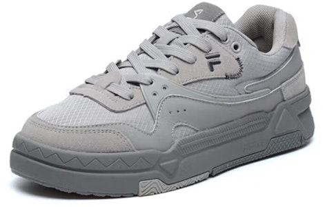 휠라 퓨전 '그레이' T12M145107FDO Lookbook 휠라 퓨전 '그레이' T12M145107FDO