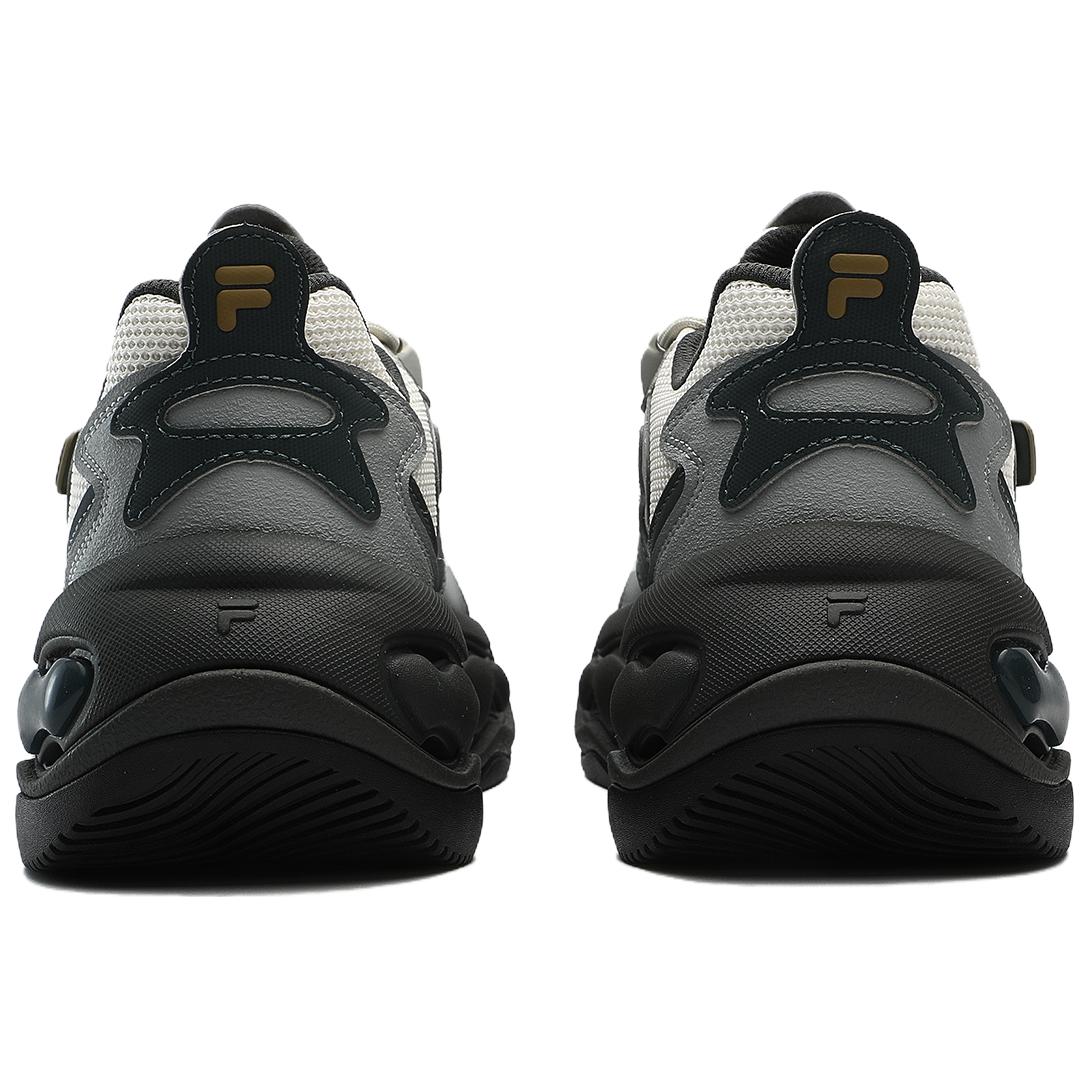 Shop FILA FUSION斐樂潮牌 休閒 防滑耐磨 低幫 老爹鞋 男款 灰