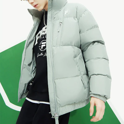 FILA FUSION Chaqueta Gris Puffer con Cremallera, Cortaviento y Mangas Largas. T11M345905F-GY Details for FILA FUSION Chaqueta Gris Puffer con Cremallera, Cortaviento y Mangas Largas. T11M345905F-GY