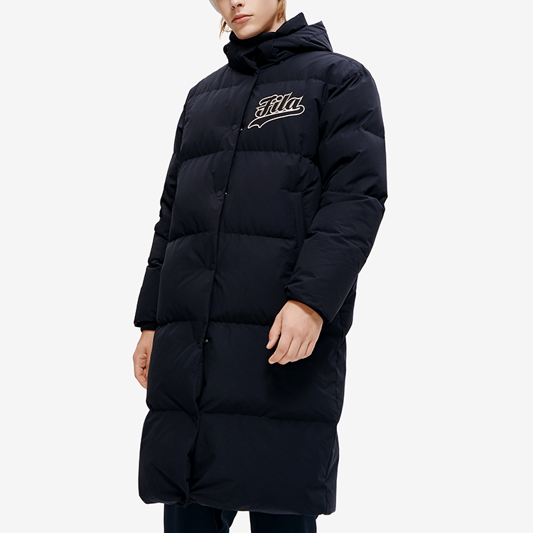 Sizing FILA Fusion Chaqueta Larga Negra con Logo - Elegante y Cálida. T11M242906F-BK